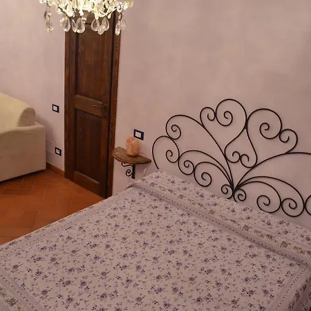 La Luna Di Giulia * Podenzana